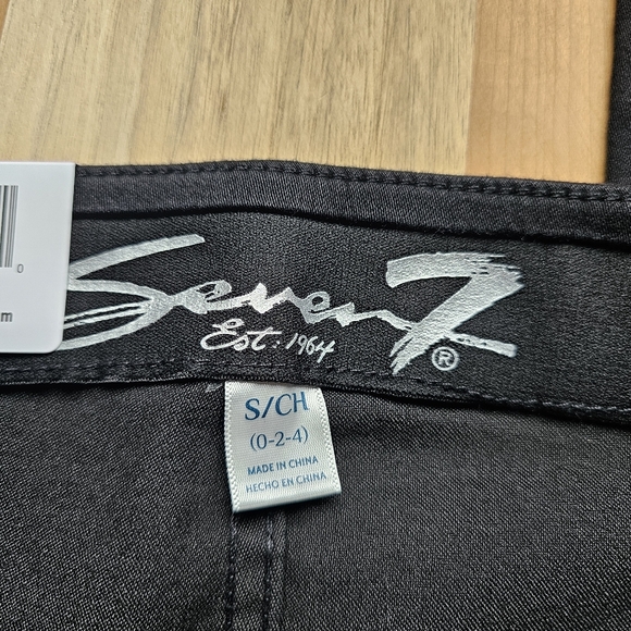 Seven7 High Rise 365 Everlasting Flex Leggings Black Small 0/2/4 - Picture 7 of 12